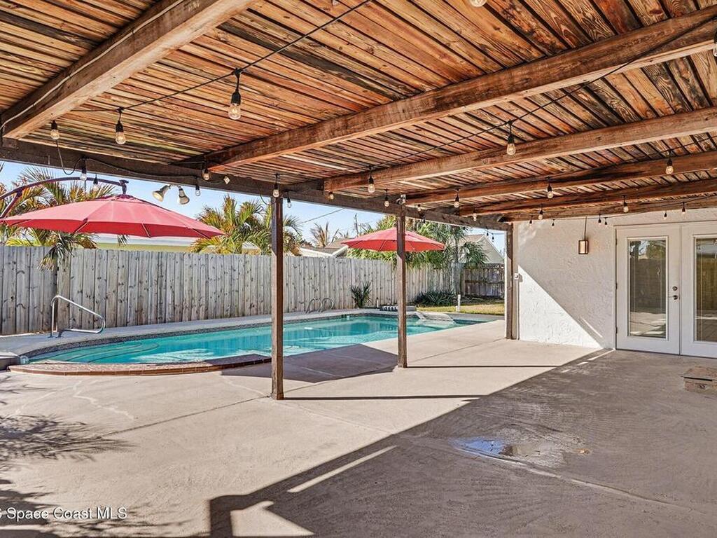 425 Sabal Avenue, Merritt Island, FL 32953