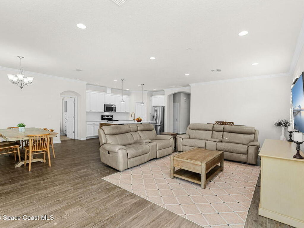 8040 Marquette Drive, Melbourne, FL 32940