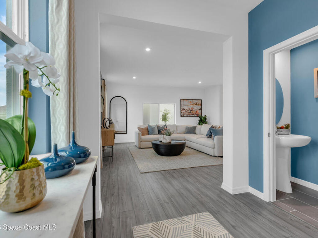 816 Castleford Avenue, Palm Bay, FL 32905