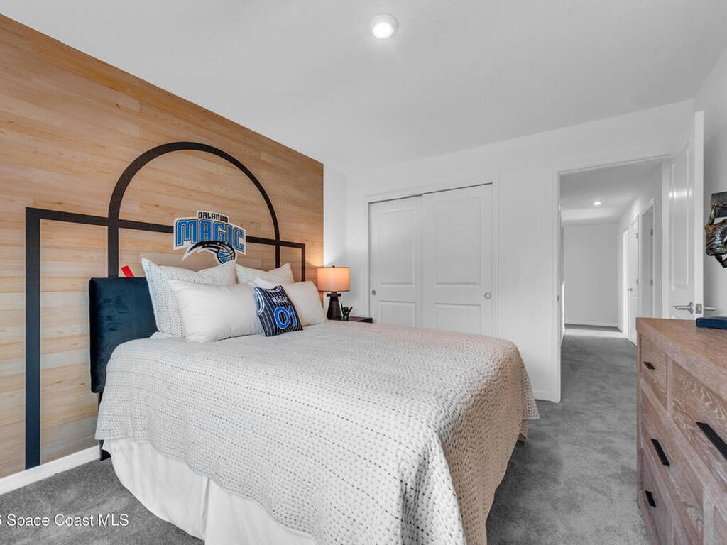 816 Castleford Avenue, Palm Bay, FL 32905