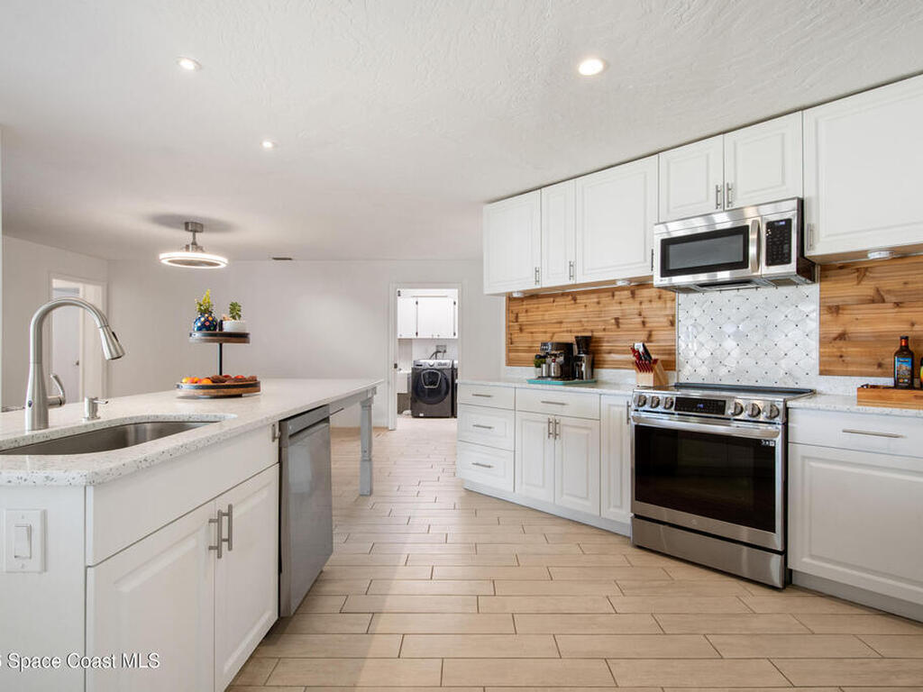 458 Saint Johns Drive, Satellite Beach, FL 32937