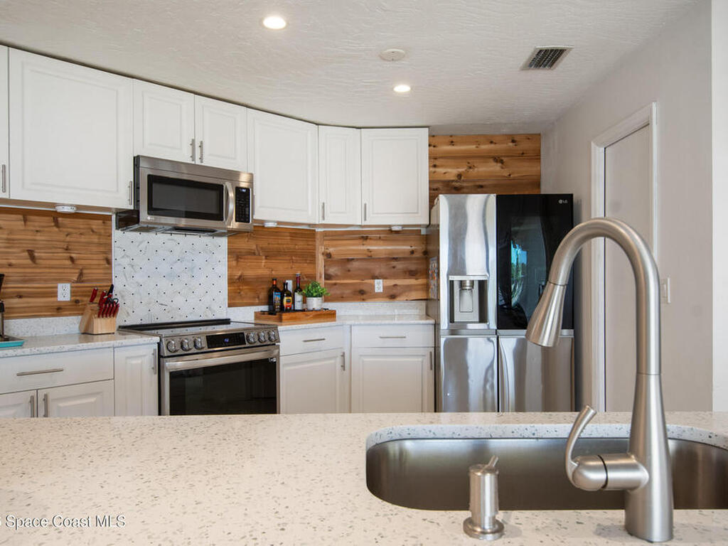 458 Saint Johns Drive, Satellite Beach, FL 32937