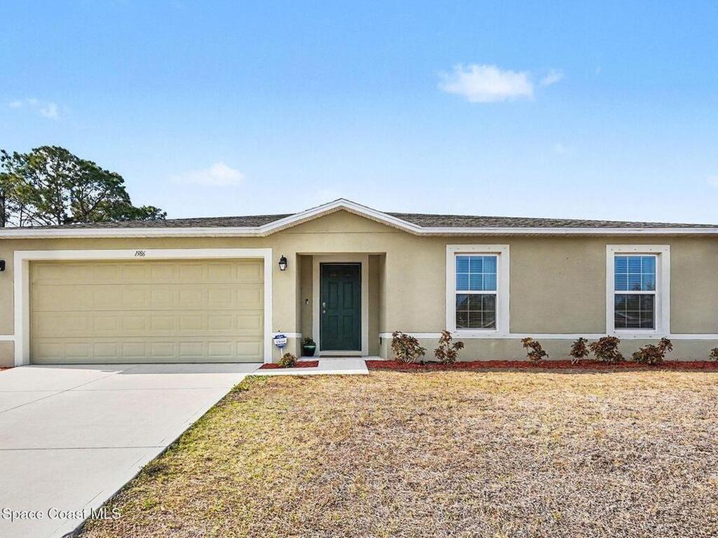 1986 Waukesha Avenue, Palm Bay, FL 32909