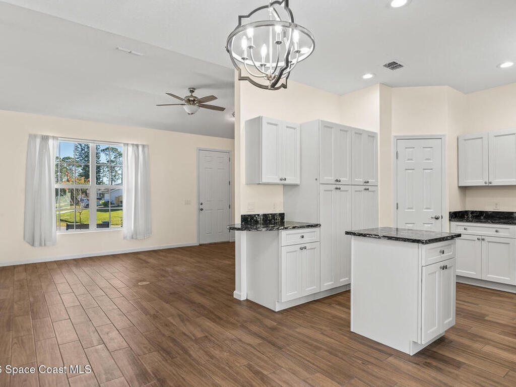 824 Schomer Avenue, Palm Bay, FL 32908