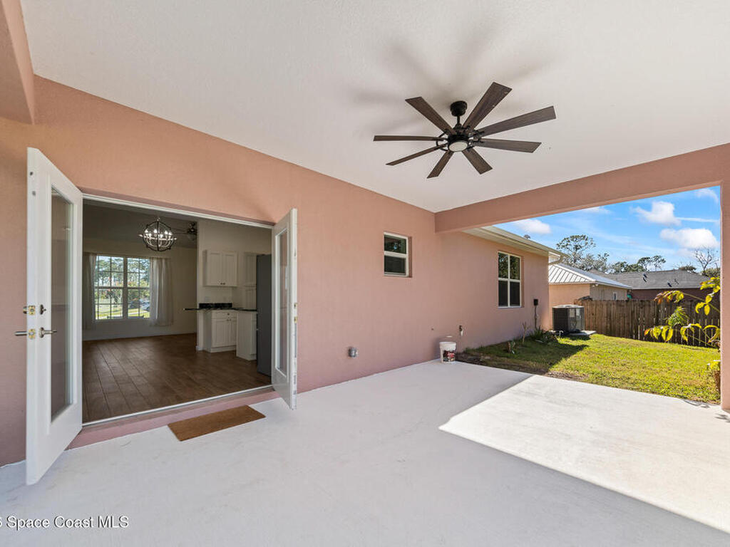 824 Schomer Avenue, Palm Bay, FL 32908