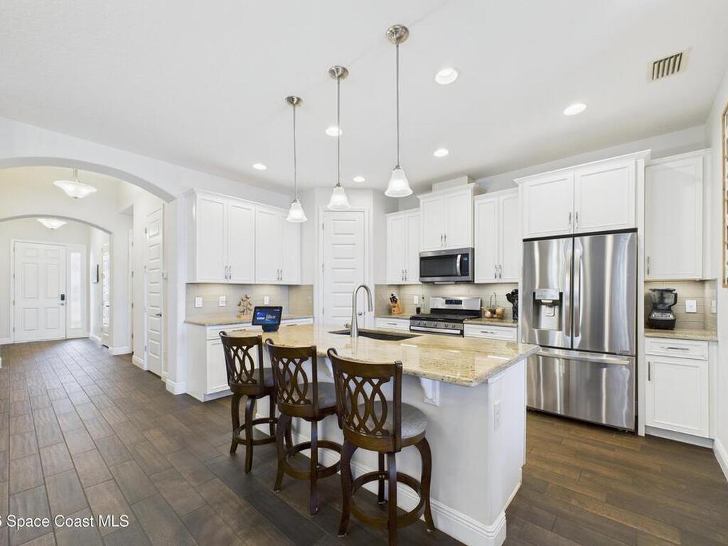 7663 Poulicny Lane, Melbourne, FL 32940