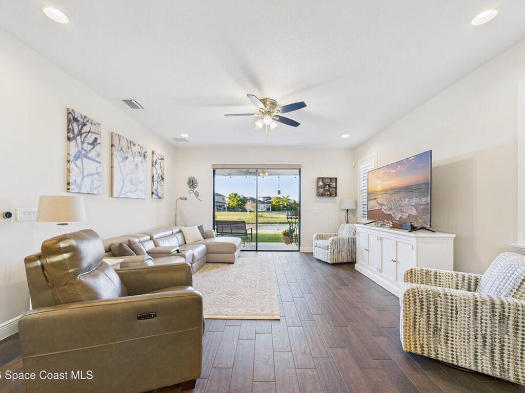 7663 Poulicny Lane, Melbourne, FL 32940