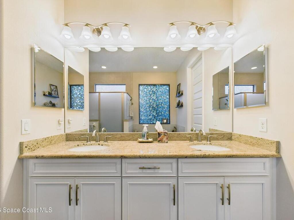 7663 Poulicny Lane, Melbourne, FL 32940