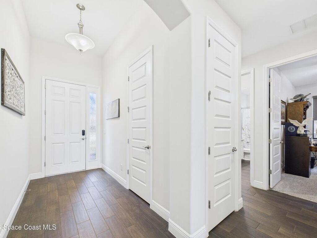 7663 Poulicny Lane, Melbourne, FL 32940