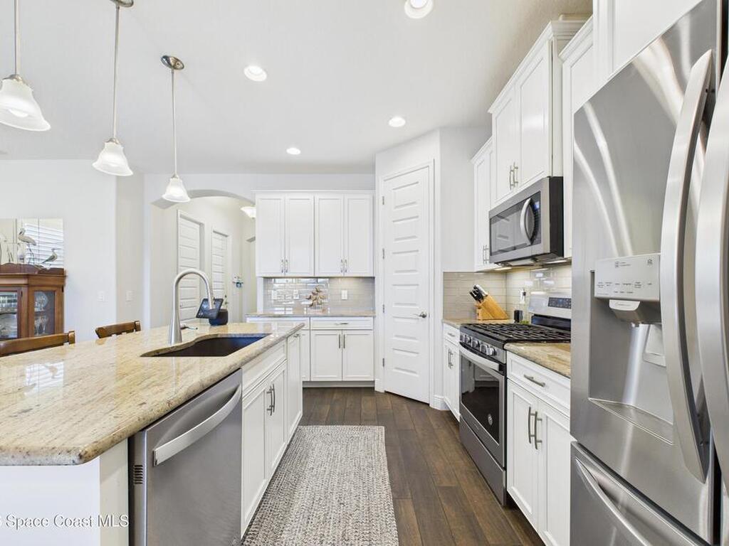 7663 Poulicny Lane, Melbourne, FL 32940