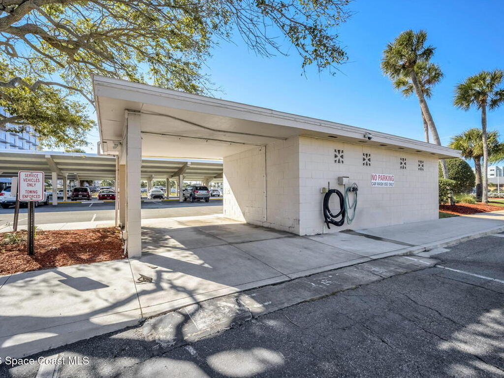 2020 N Atlantic Avenue, Cocoa Beach, FL 32931