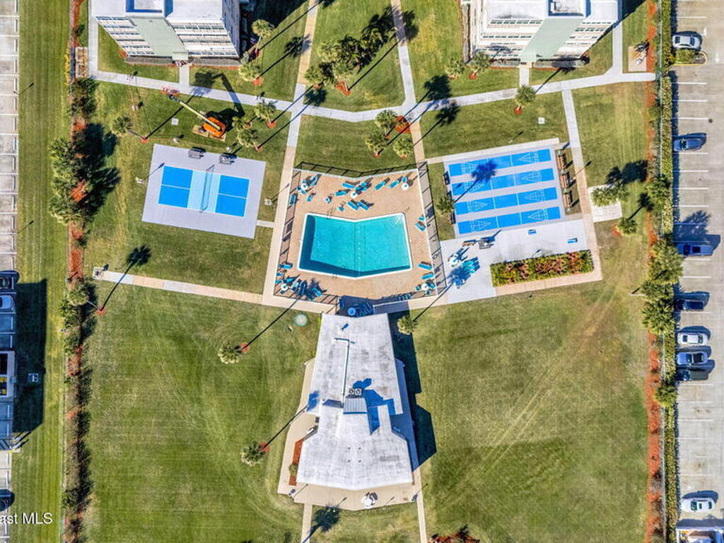 2020 N Atlantic Avenue, Cocoa Beach, FL 32931