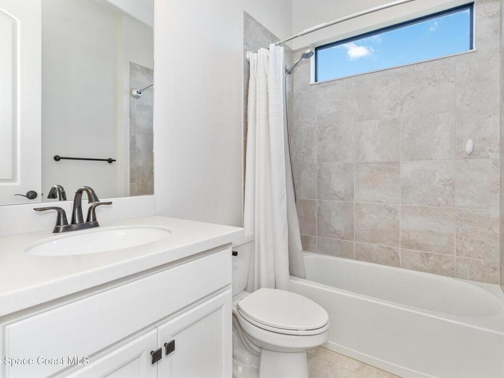 8212 Paragrass Avenue, Melbourne, FL 32940