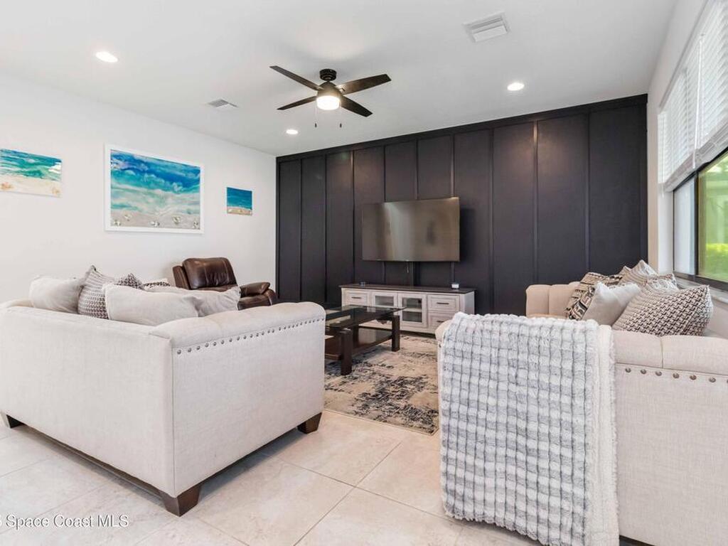 8212 Paragrass Avenue, Melbourne, FL 32940