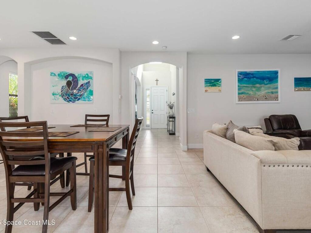 8212 Paragrass Avenue, Melbourne, FL 32940