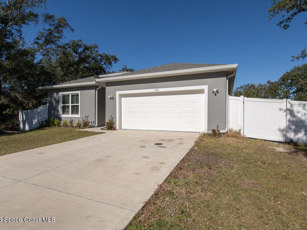 200 Triana Avenue, Palm Bay, FL 32908