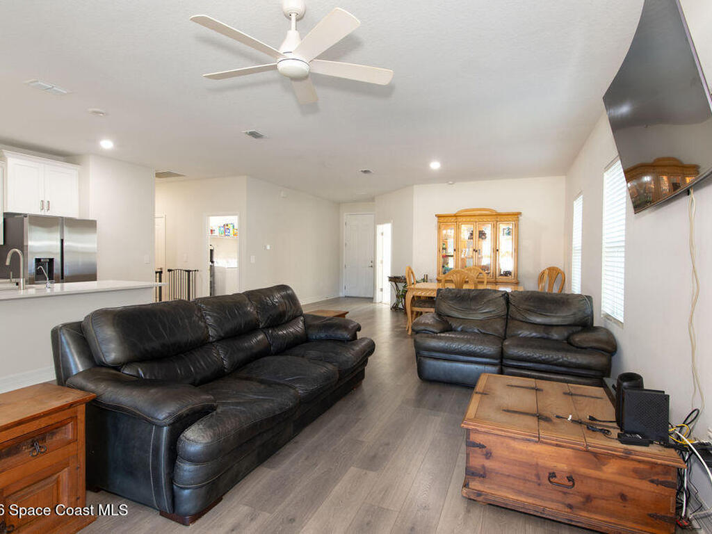 200 Triana Avenue, Palm Bay, FL 32908