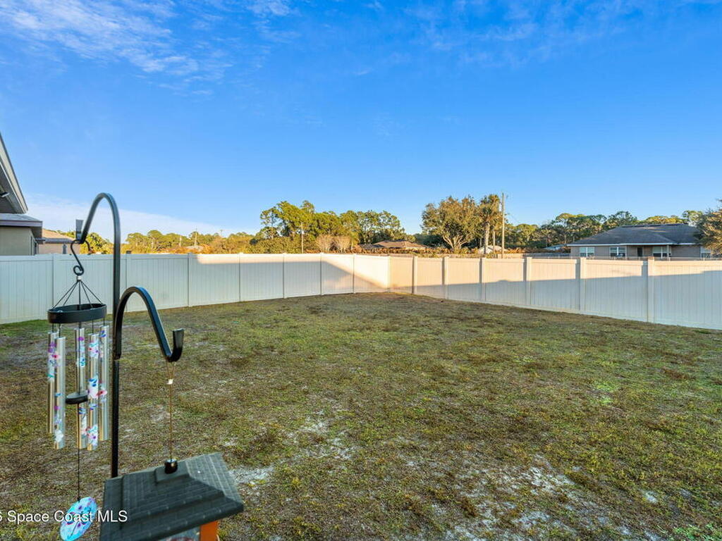 471 Old Country Road, Palm Bay, FL 32909