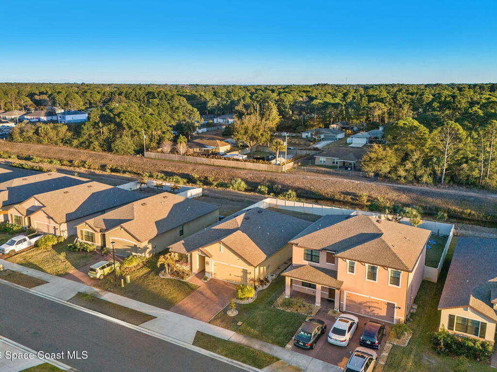 471 Old Country Road, Palm Bay, FL 32909