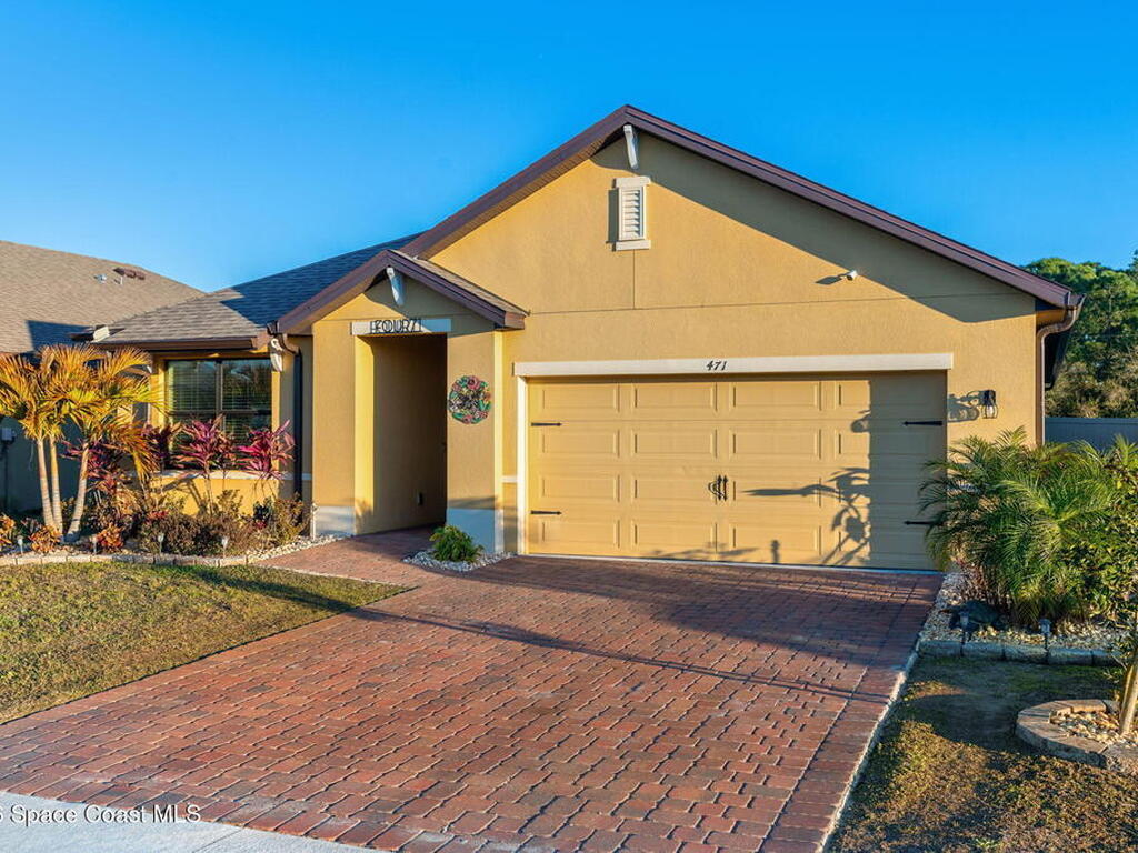 471 Old Country Road, Palm Bay, FL 32909