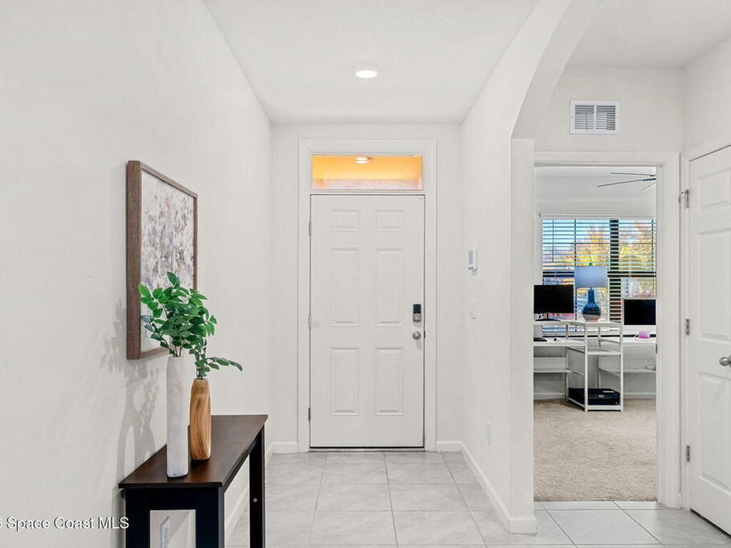 471 Old Country Road, Palm Bay, FL 32909