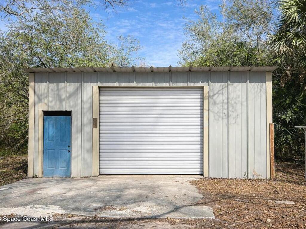 5530 Harrison Road, Mims, FL 32754