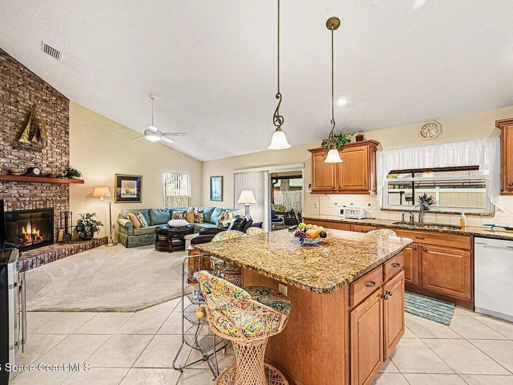 864 Yorktowne Drive, Rockledge, FL 32955