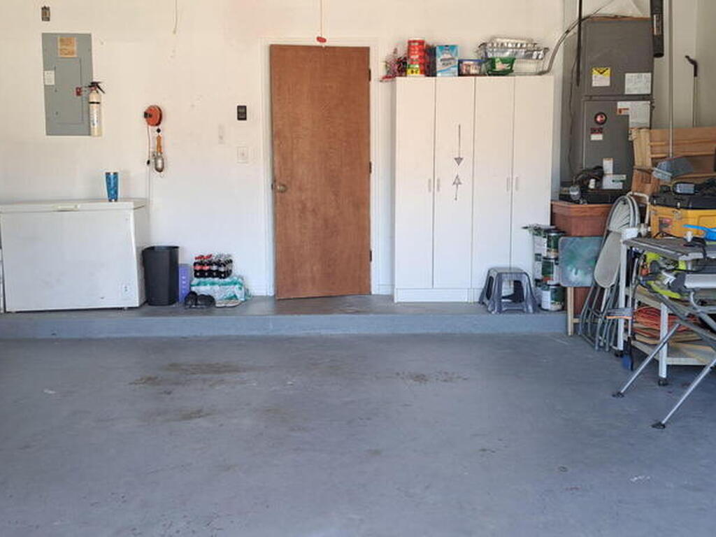 594 Pine Forest Court, Melbourne, FL 32940