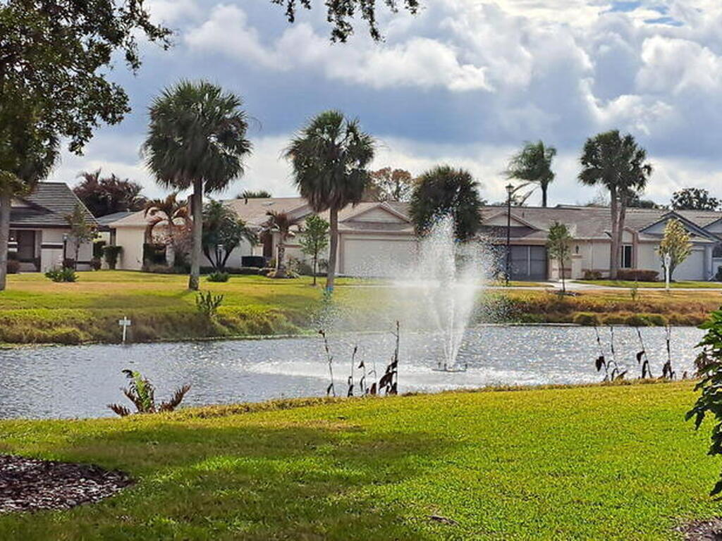 594 Pine Forest Court, Melbourne, FL 32940