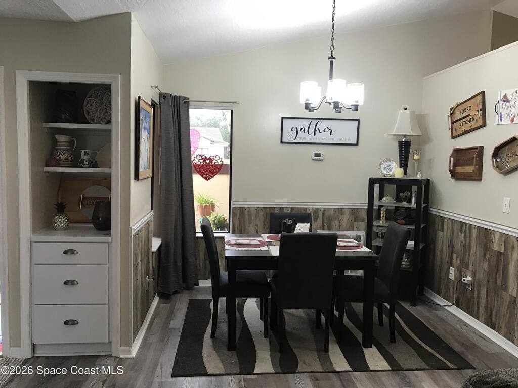 594 Pine Forest Court, Melbourne, FL 32940