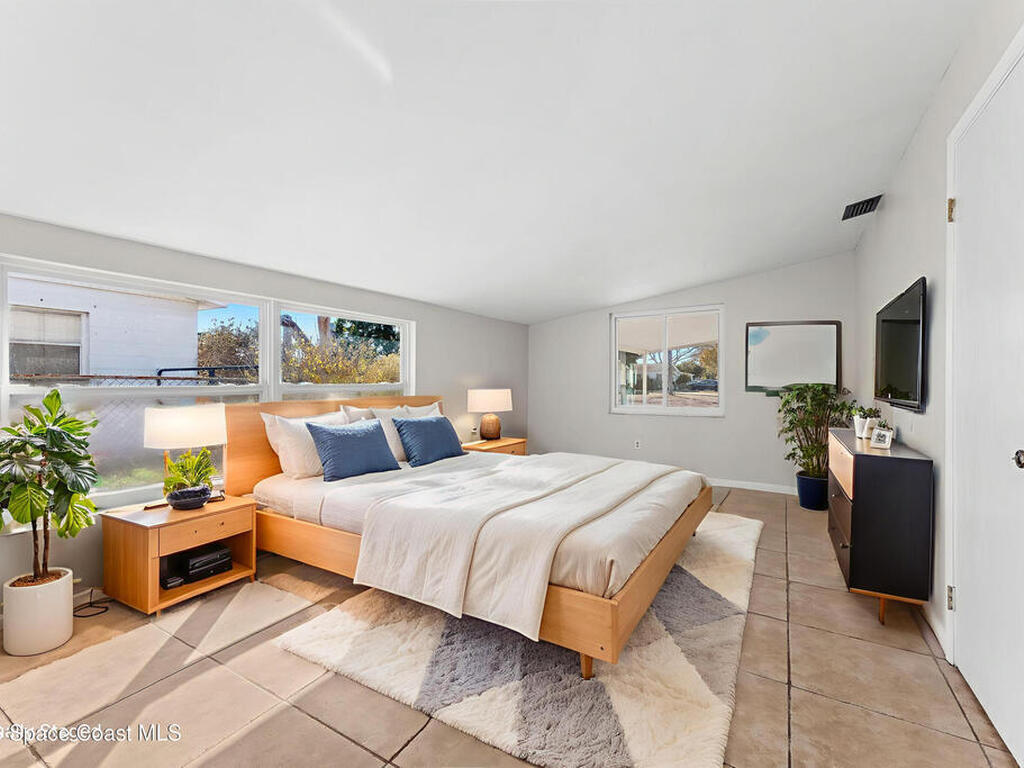 1045 Collins Street, Melbourne, FL 32935