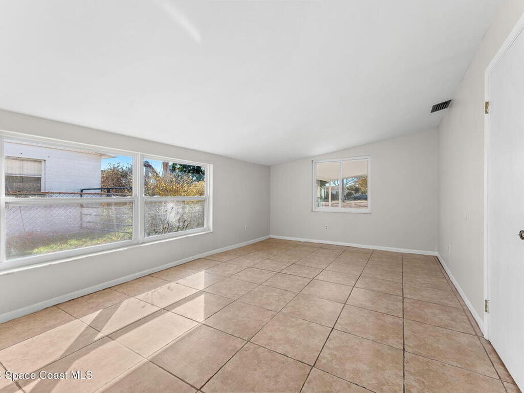 1045 Collins Street, Melbourne, FL 32935