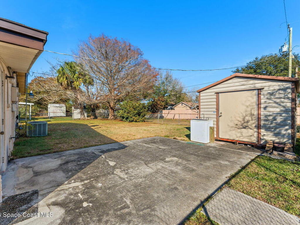 1045 Collins Street, Melbourne, FL 32935