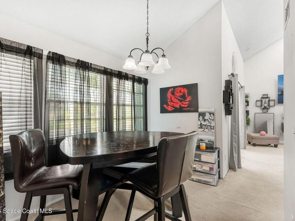 4920 Lake Waterford Way, Melbourne, FL 32901