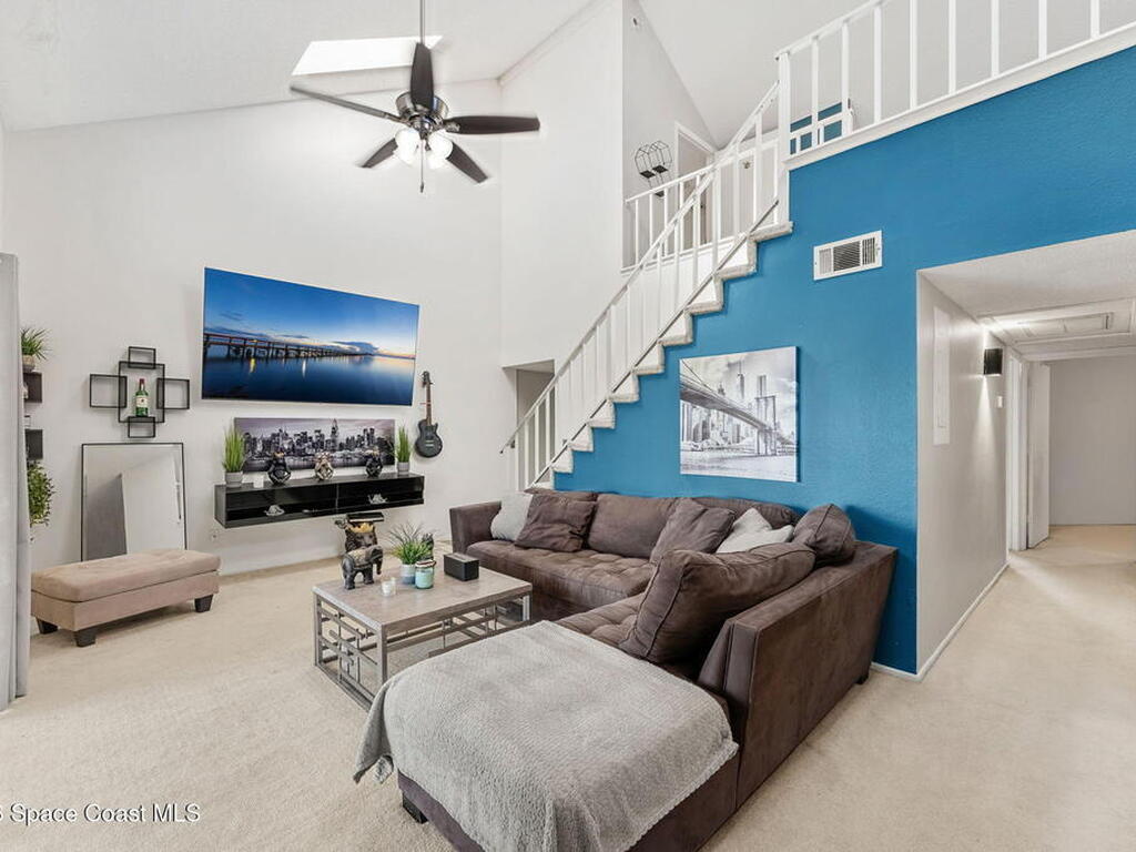 4920 Lake Waterford Way, Melbourne, FL 32901