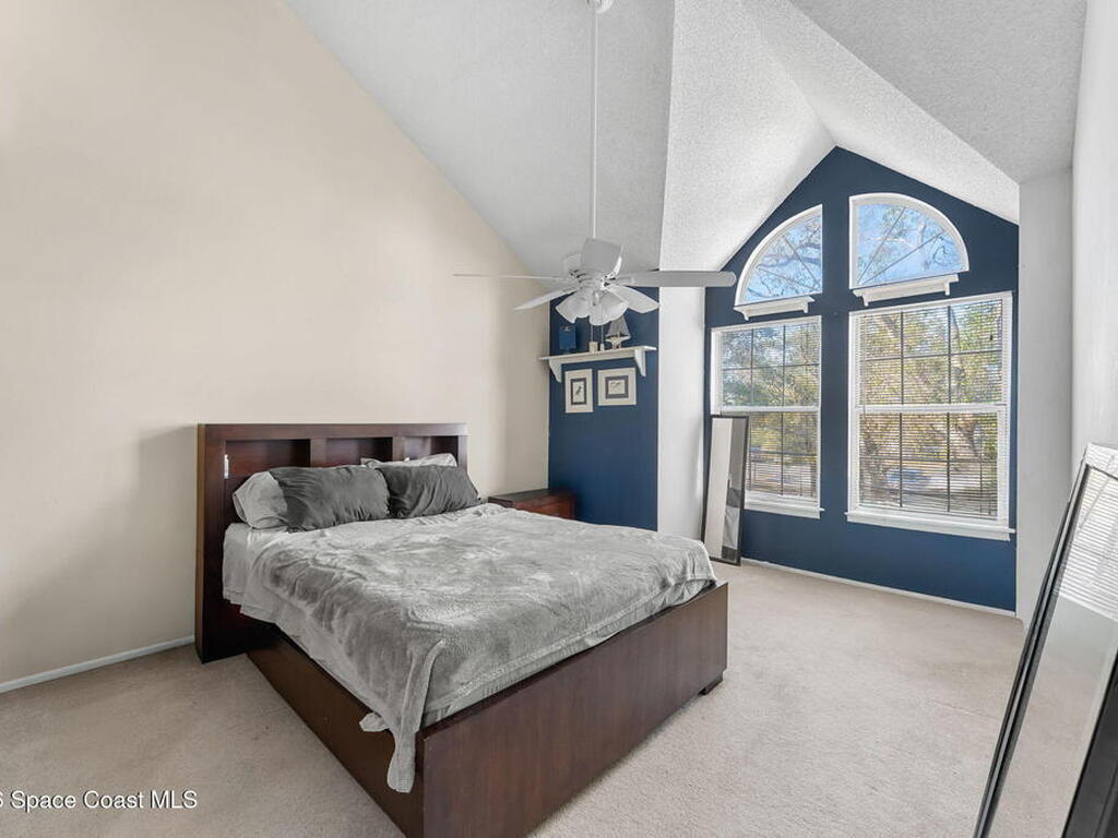 4920 Lake Waterford Way, Melbourne, FL 32901