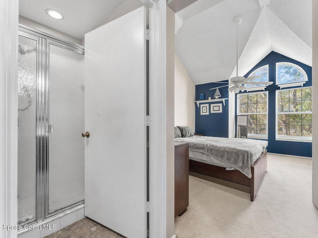 4920 Lake Waterford Way, Melbourne, FL 32901