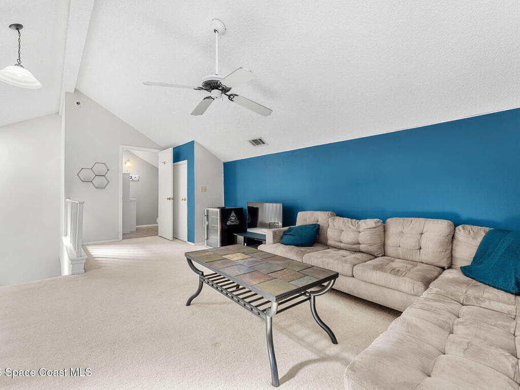 4920 Lake Waterford Way, Melbourne, FL 32901