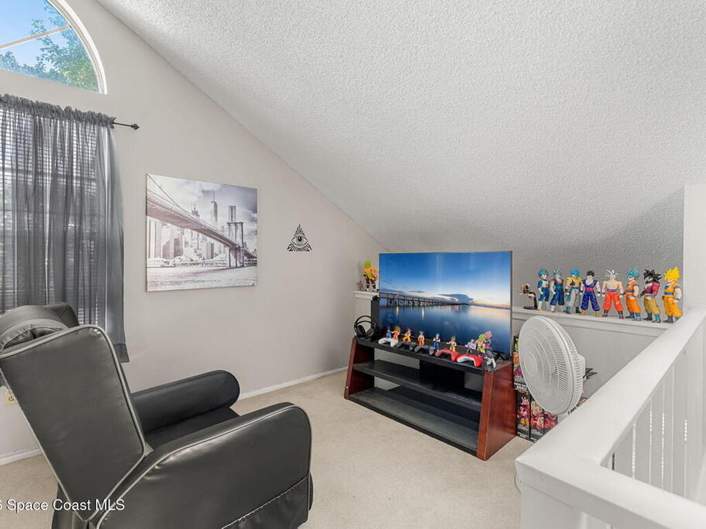 4920 Lake Waterford Way, Melbourne, FL 32901