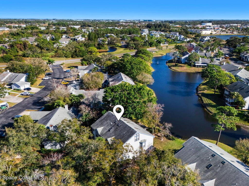 4920 Lake Waterford Way, Melbourne, FL 32901