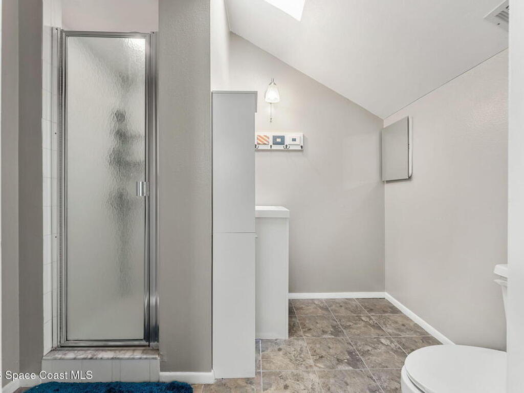 4920 Lake Waterford Way, Melbourne, FL 32901