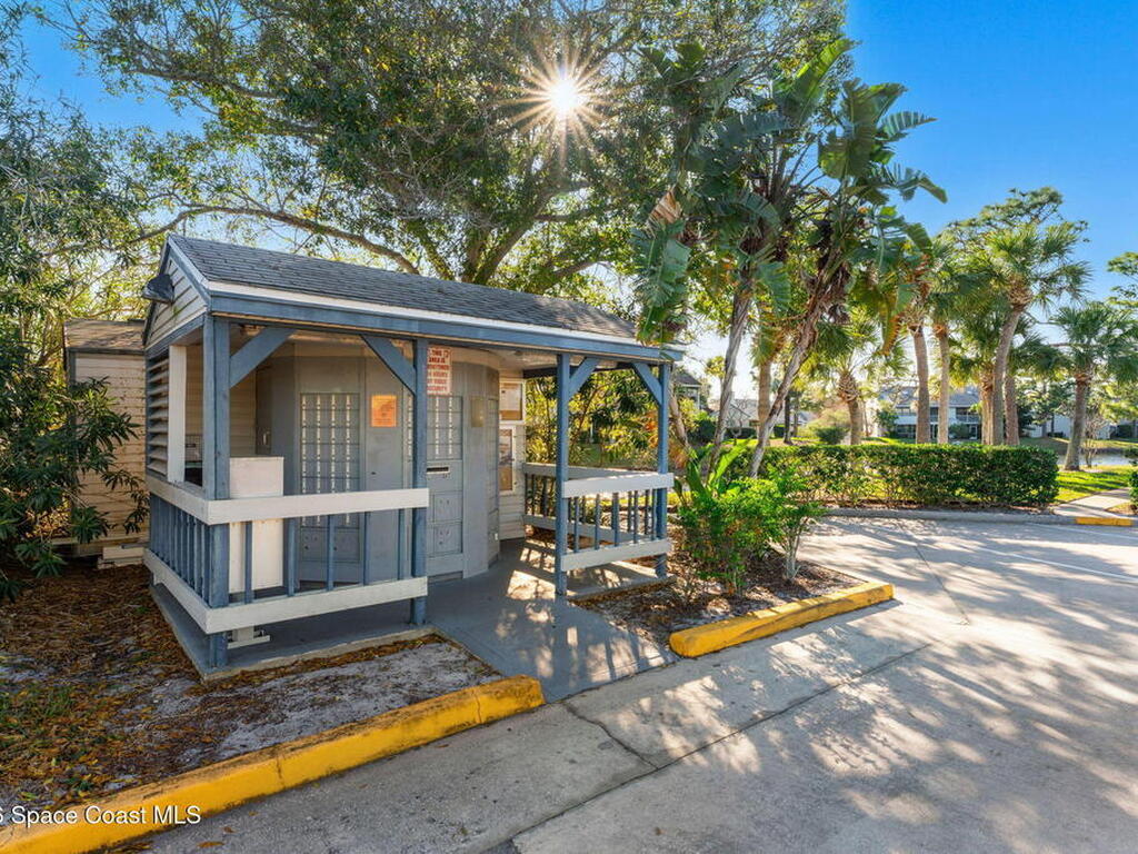 4920 Lake Waterford Way, Melbourne, FL 32901