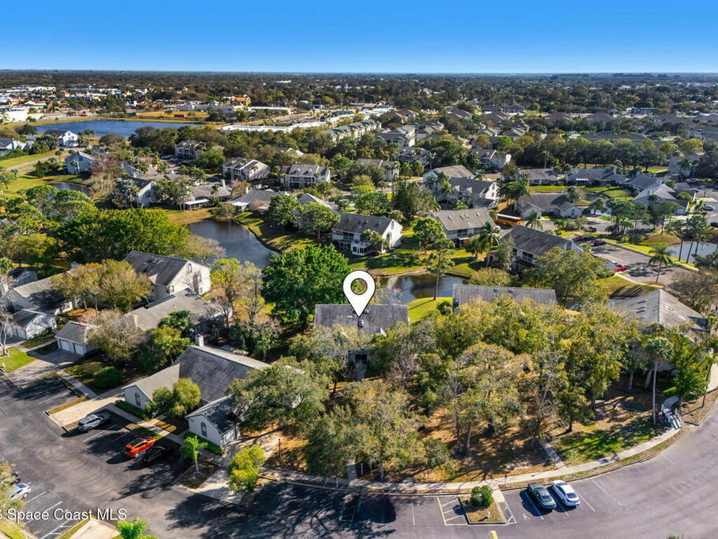 4920 Lake Waterford Way, Melbourne, FL 32901