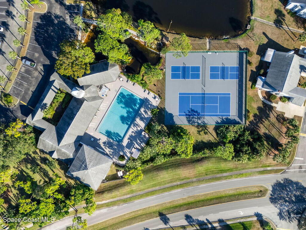 4920 Lake Waterford Way, Melbourne, FL 32901