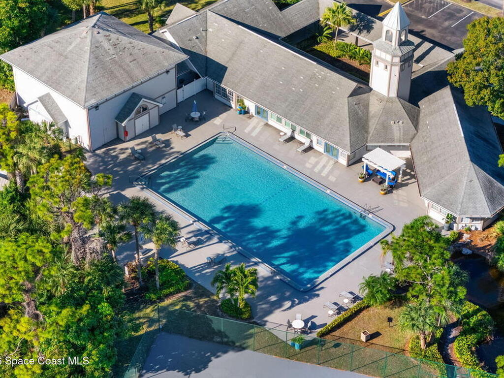 4920 Lake Waterford Way, Melbourne, FL 32901