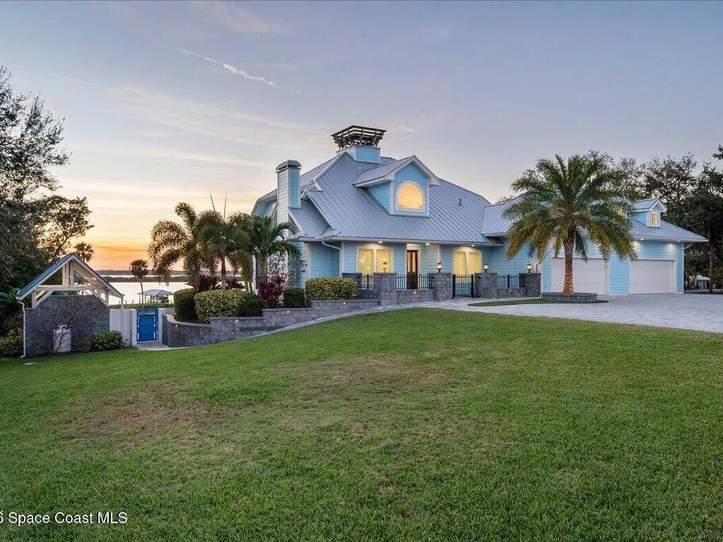 4737 S Tropical Trail, Merritt Island, FL 32952