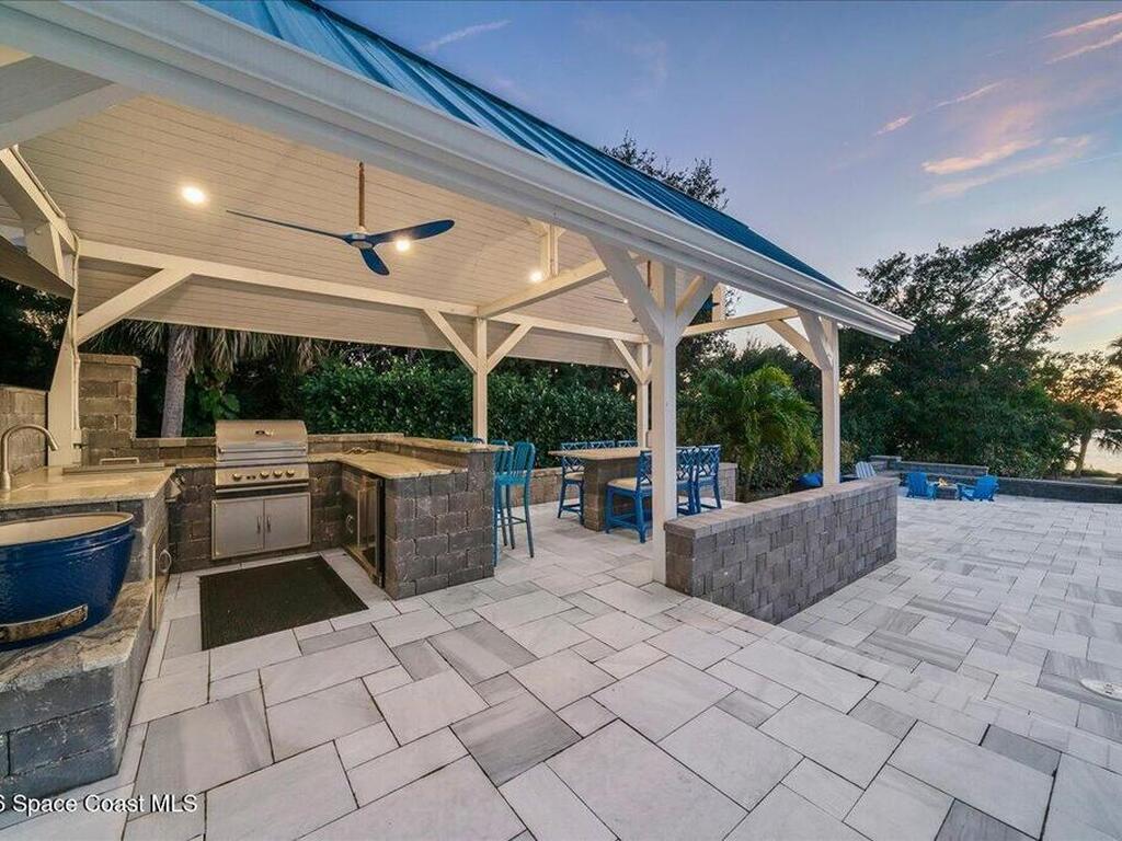 4737 S Tropical Trail, Merritt Island, FL 32952