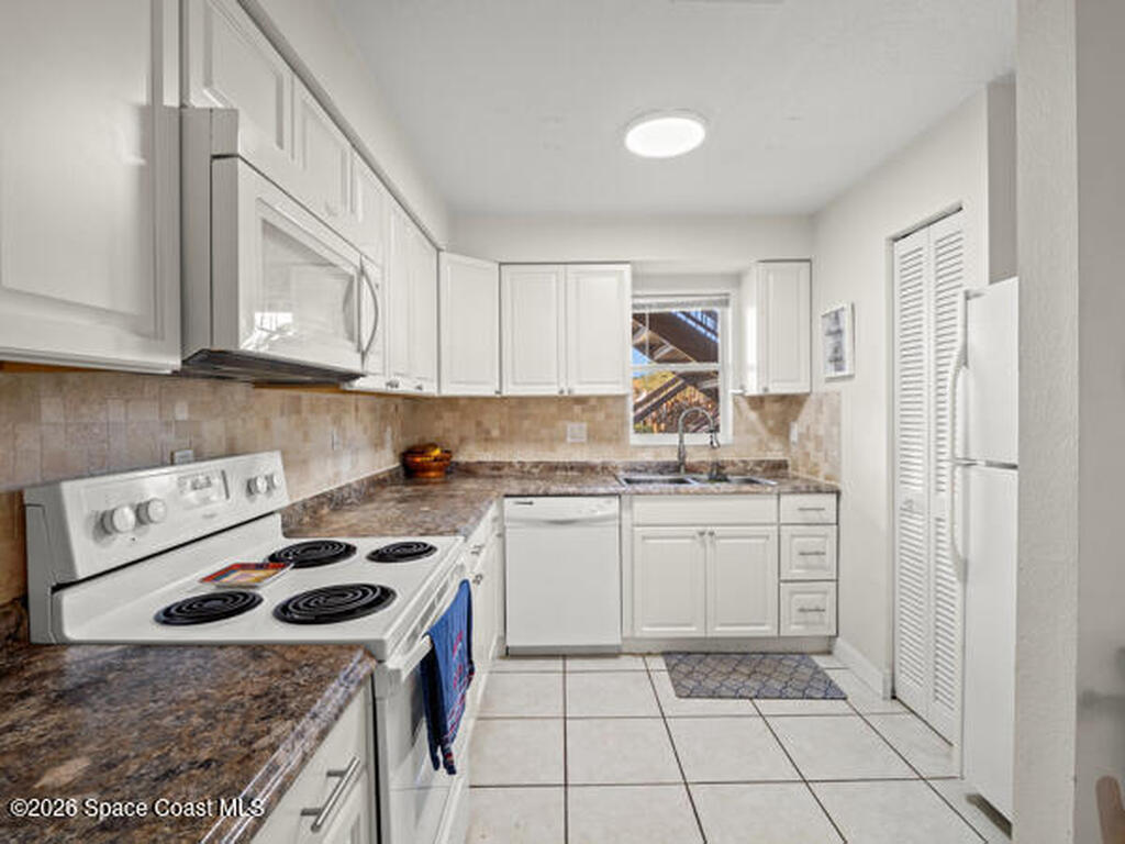 2601 Sand Trap Lane, Melbourne, FL 32935