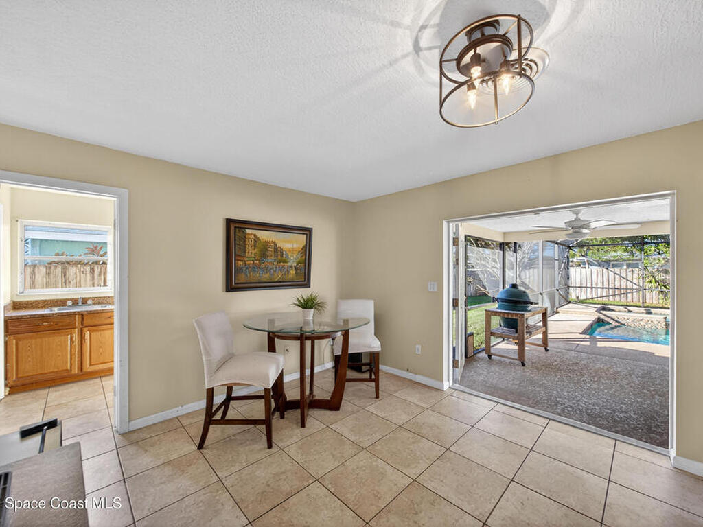 560 Glenwood Avenue, Satellite Beach, FL 32937