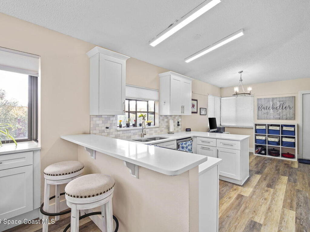 410 Parkside Place, Indian Harbour Beach, FL 32937